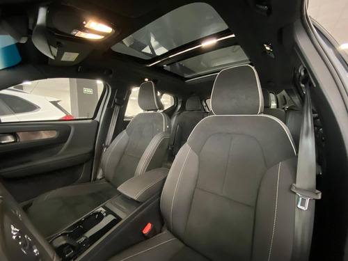 Volvo XC40 P6 RECHARGE ELECTRIC PLUS AWD