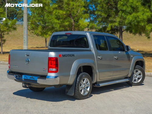 Imagen 5 de 25 de Volkswagen Amarok Highline At 4x4 Tdi| Permuta / Financia
