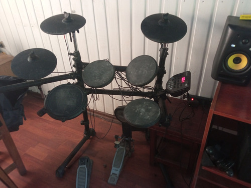 Batería Electrónica Alesis Dm6 