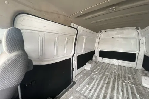 Nissan Urvan 2.5 Panel Amplia Aa Paquete Seguridad Mt
