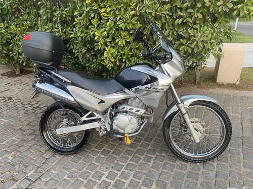 Imagen 15 de 15 de Honda Falcon 400