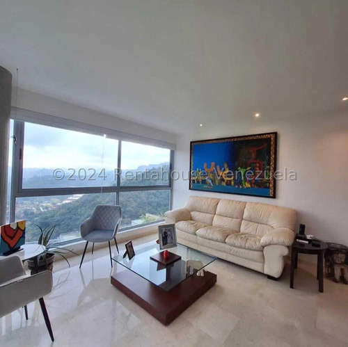 Exclusivo Y Acogedor Apartamento Con Grandes Ventanales Y Hermosa Vista.lld