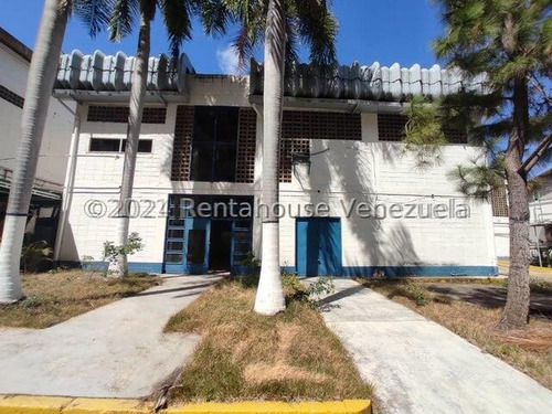 Galpon Industrial En Venta Zona Industrial De Soco La Victoria Con Gas Propio Y Ascensor Negociable Kg:24-26697