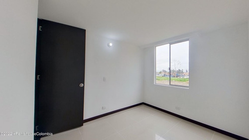 Imagen 2 de 21 de Vendo Apartamento En Ciudad Verde C.m 23-1279