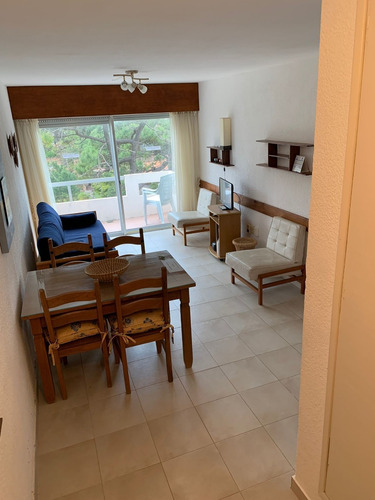 Imagen 1 de 7 de Apartamento En Punta Del Este. Parada 5