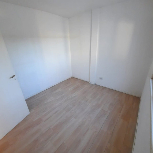 Imagen 5 de 8 de 2 Ambientes Con Patio Zona Varese