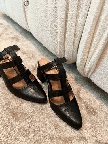 Stiletto Cuero Vacuno Croco Taco Mujer Hebilla Valentino