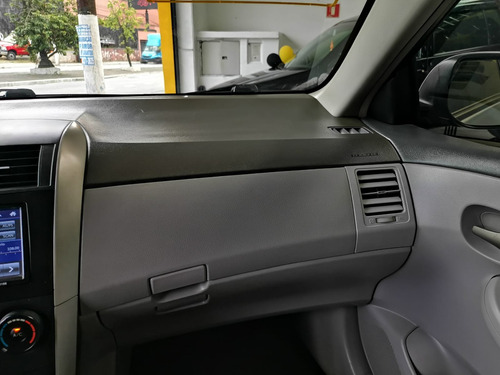 Toyota Corolla 1.8 16v Xli Flex Aut. 4p