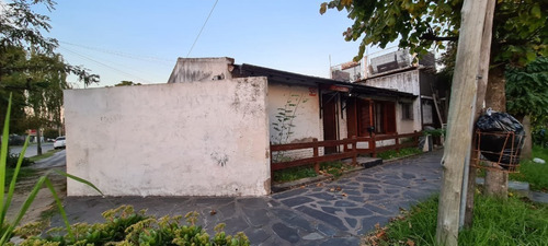Imagen 2 de 12 de Muy Linda Casa 3 Ambientes En Buena Ubicacion