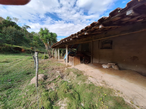 Sitio A Venda; 3.5 Alqueires De Terra No Sítio Tem Mina De Á