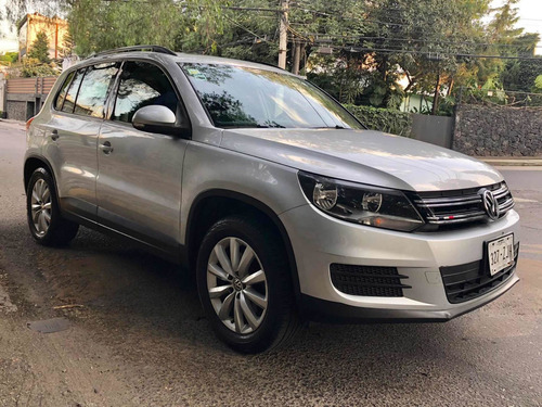 Imagen 8 de 8 de Volkswagen Tiguan 2014 2.0 Sport&style Paq Nave At