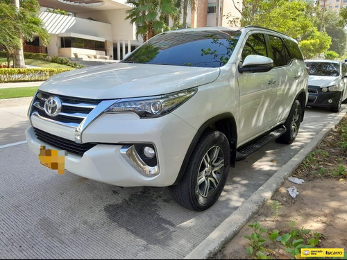 Toyota Fortuner 2.7l Mid