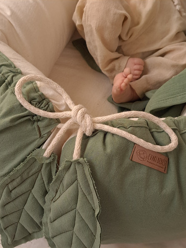 Nido De Contencion + Manta De Gasa Para Bebe Verde