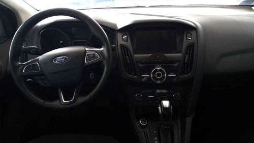 Imagen 6 de 9 de Ford - Focus 2016