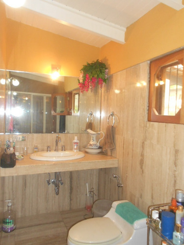 Imagen 13 de 29 de En Venta Hermosa Casa Prado Del Este Con Increíble Vista, Calle Privada, Seguridad.