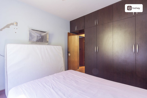 Imagem 6 de 15 de Venda De Casa Com 325m² E 6 Quartos - 13478