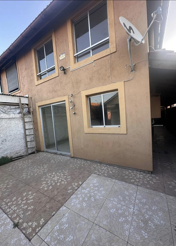 Casa En Arriendo 2 Pisos 3 D 2 B En La Comuna De Puente Alto