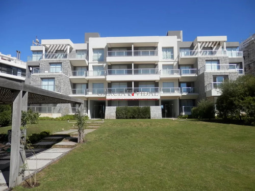 Imagen 20 de 22 de Venta Apartamento 3 Dormitorios Frente Al Mar