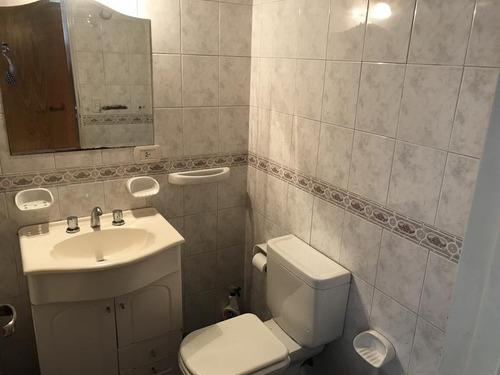 Departamento 2 Ambientes Con Balcón En Flores - Piso Alto En Torre Con Jardín Sum Y Parrillas