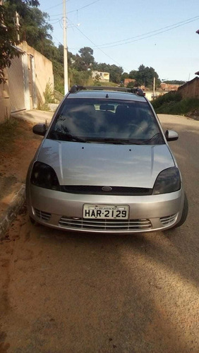 Imagem 8 de 8 de Ford Fiesta 2005 1.0 Personnalité 5p
