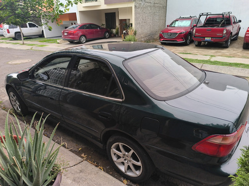 Honda Accord 2.4 Ex sedan L4 tela Mt automatico