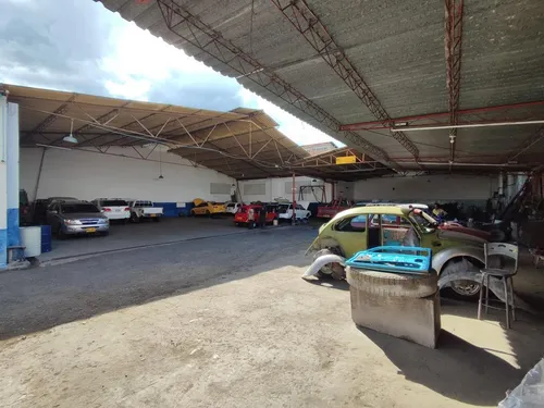 Bodega En Arriendo En El Llano. Cod A11524