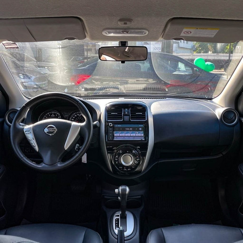 Imagem 6 de 10 de Nissan- Versa Sl 1.6 16v Flexstart 4p Aut.
