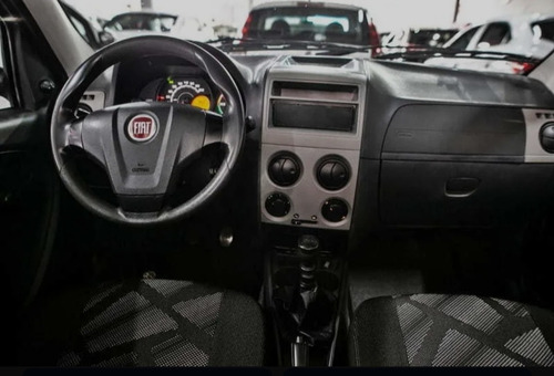 Imagem 2 de 4 de Fiat Palio 1.0 8v 2p Economy