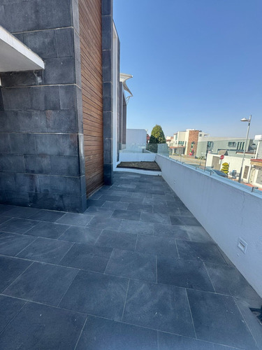 Casa En Venta, Lomas Verdes, 4 Recámaras.