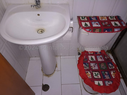 Casa En Venta Ubicada En Cagua Urb Prados De La Encrucijada Db 24-24283