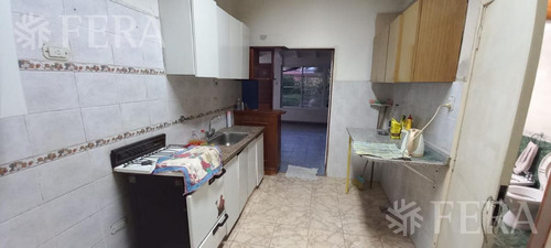 Imagen 5 de 9 de Venta Casa 3 Ambientes Con Jardín, Cochera Cubierta Y Espacio Guardacoches En Wilde (29923)