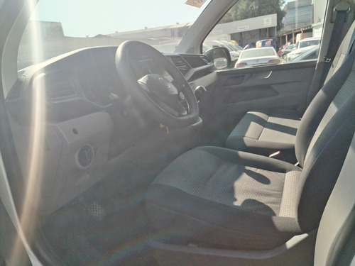 Volkswagen Transporter 2.0 Pasajeros Mt 140 hp