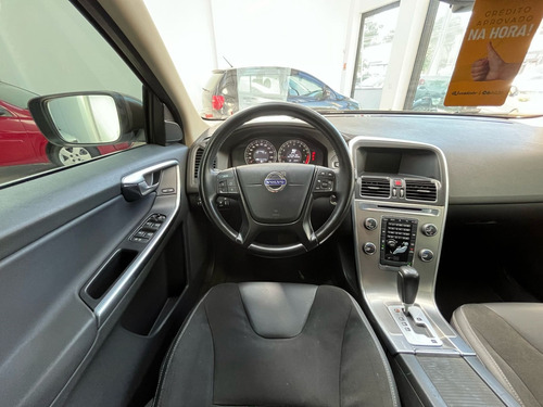 Volvo XC60 2.0 T5 COMFORT FWD TURBO GASOLINA 4P AUTOMÁTICO