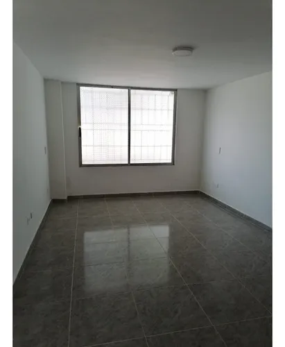 Arriendo Casa Independiente Unifamiliar En El Refugio, Cali
