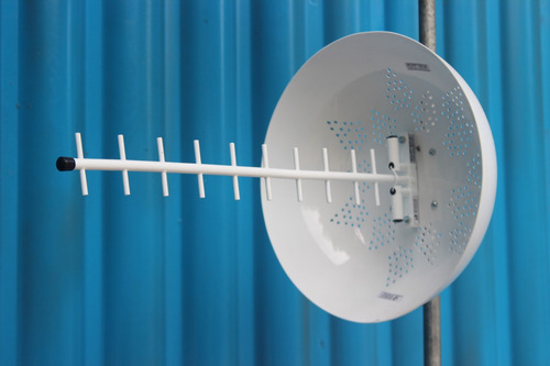 Imagem 5 de 9 de Kit Antena Cubica 1800/2100mhz + Roteador 3g