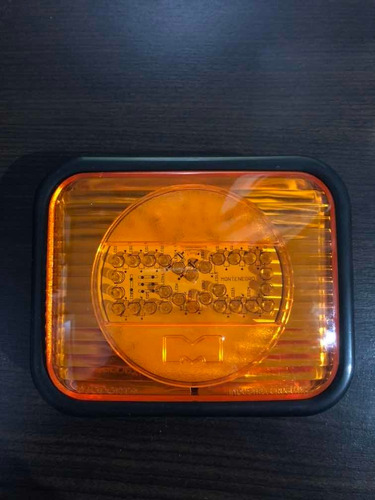 Faro Montenegro Led. Colores: Rojo, Ámbar Y Cristal.