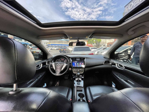 Nissan Sentra 1.8 B17 Exclusive