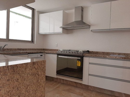 Imagen 8 de 18 de Venta Casa En Condominio Con Terraza Y Jardín