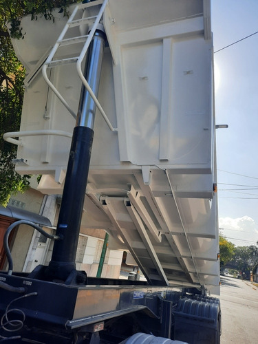 Batea Semirremolque Vuelco Trasero Cormetal 2017