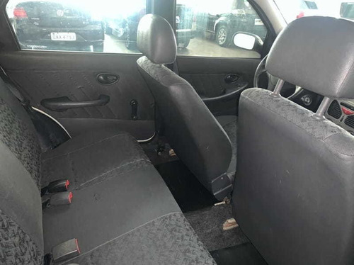 Imagem 11 de 15 de Fiat Palio 1.0 Mpi Fire 8v Flex 4p Manual 2009