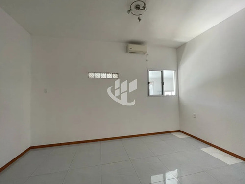 2 Casas En Un Mismo Predio Con Garaje