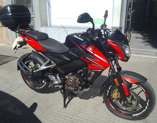 Bajaj Ns 200 Rouser Puntomoto