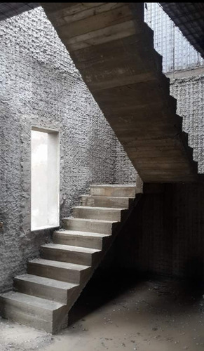 Imagen 2 de 5 de Escaleras De Hormigón