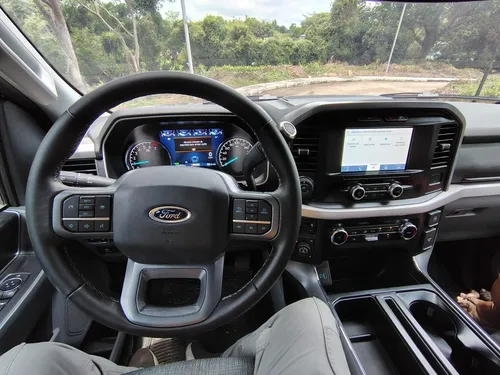 Ford F-150 Fhev At Xlt
