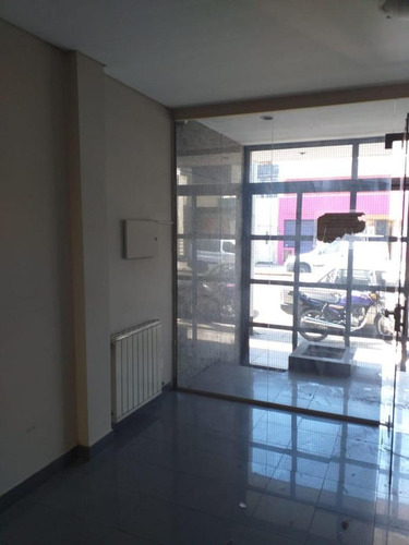 Imagen 6 de 13 de Venta Local, Clinica, Laboratorio, 5 Ambientes, Gerli