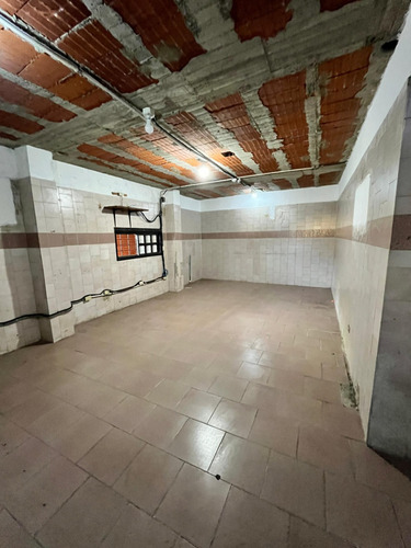 Venta De Casa Comercial En Macuto - La Guaira