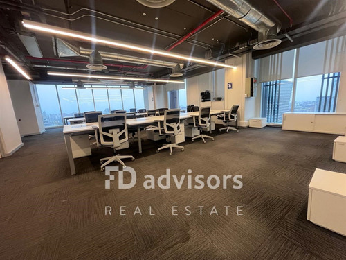 Luminosa Oficina Habilitada 377m2 - Las Condes