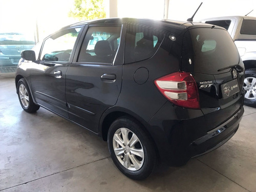 Imagem 5 de 7 de Fit Lx 1.4 Aut.
