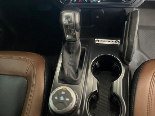 Ford Bronco 2024 5p Outer Banks L4/2.3/t Aut