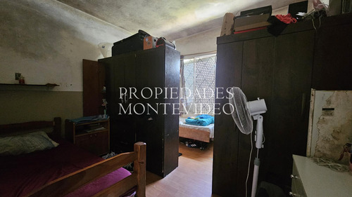 Casa En Venta Con Gran Metraje De Terreno - Carrasco